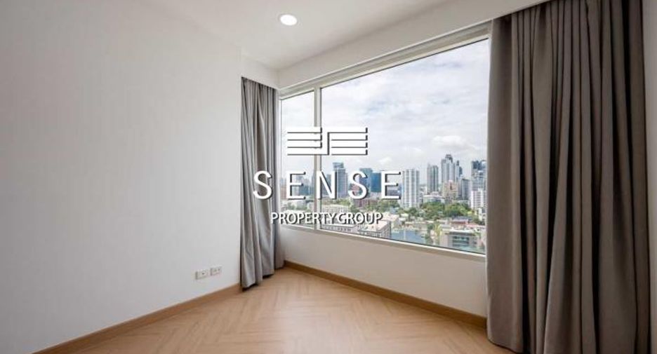For sale 2 bedrooms condo in Watthana, Bangkok