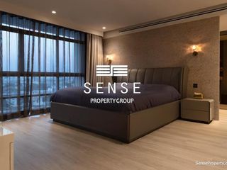 Condo en alquiler de 3 habitaciones en Watthana, Bangkok