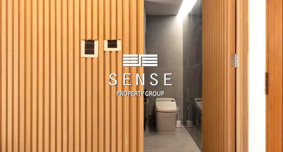 For rent 3 bedrooms condo in Watthana, Bangkok
