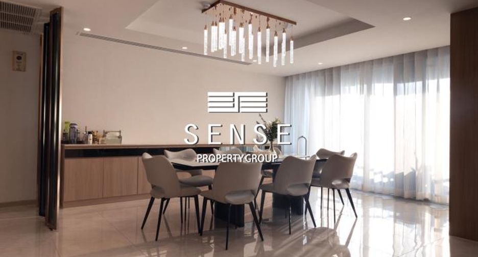 For rent 3 bedrooms condo in Watthana, Bangkok
