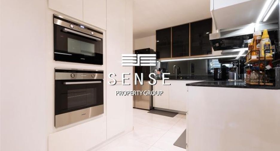 For rent 3 bedrooms condo in Watthana, Bangkok