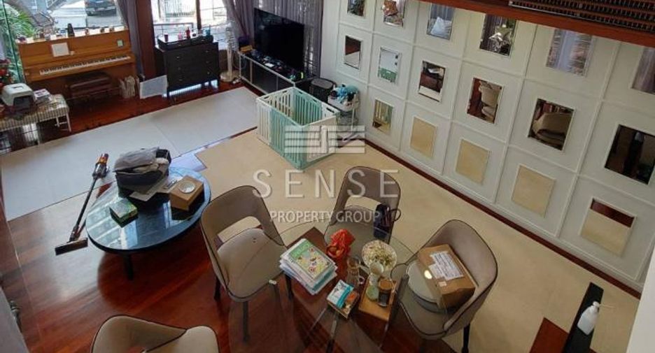 Haus zur Miete mit 3 Zimmer in Khlong Toei, Bangkok