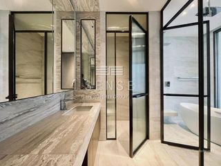For sale 2 bedrooms condo in Pathum Wan, Bangkok