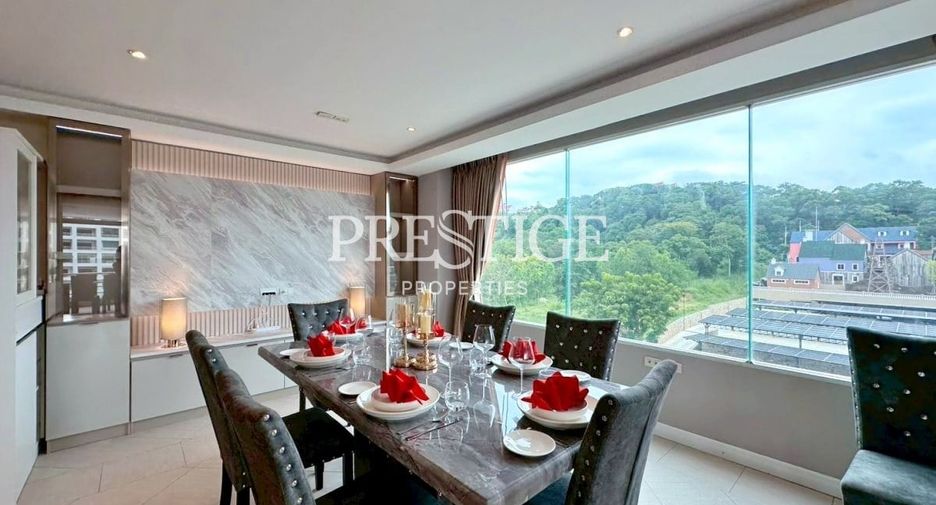 For sale 3 bedrooms condo in Bang Lamung, Chonburi