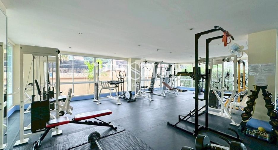 For sale 3 bedrooms condo in Bang Lamung, Chonburi