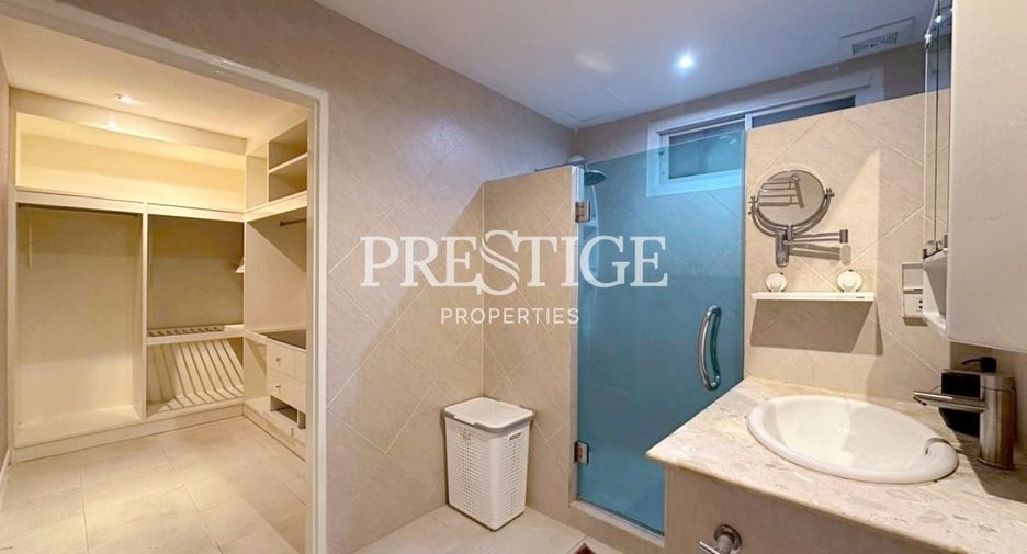 For sale 3 bedrooms condo in Bang Lamung, Chonburi