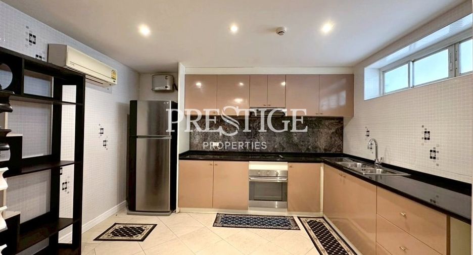 For sale 3 bedrooms condo in Bang Lamung, Chonburi