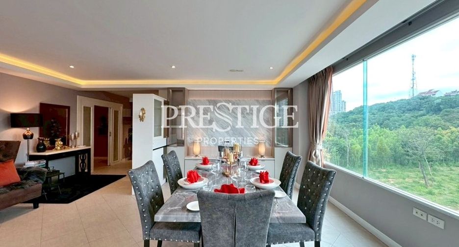 For sale 3 bedrooms condo in Bang Lamung, Chonburi