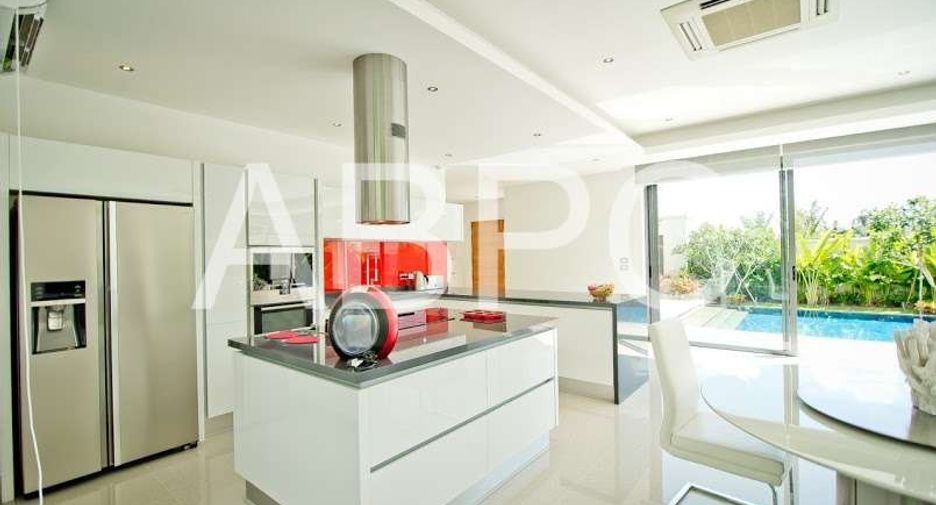 For rent and for sale 4 bedrooms house in Bang Lamung, Chonburi
