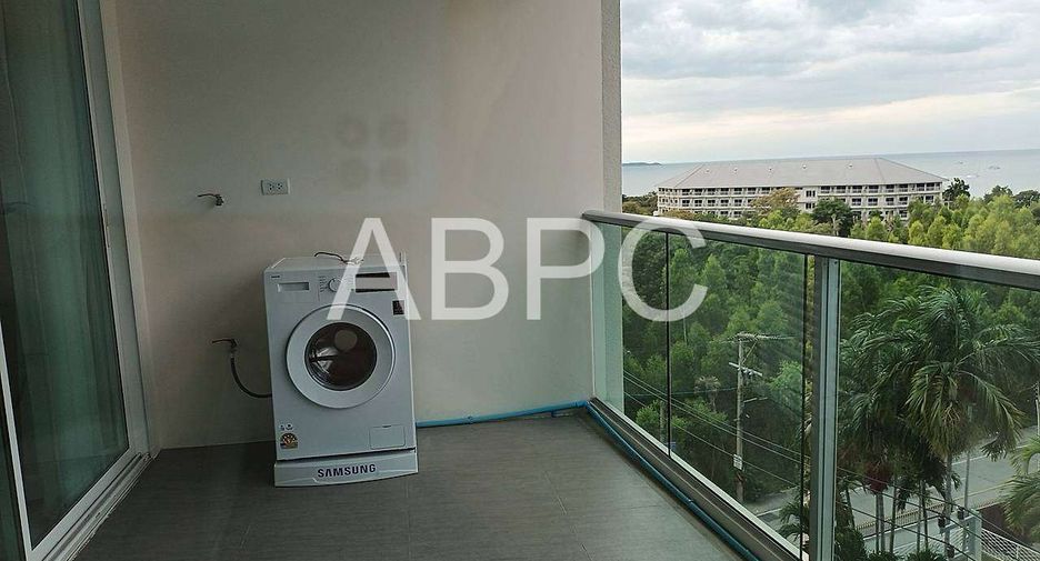 For sale 2 ベッドルーム condo in Bang Lamung, Chonburi