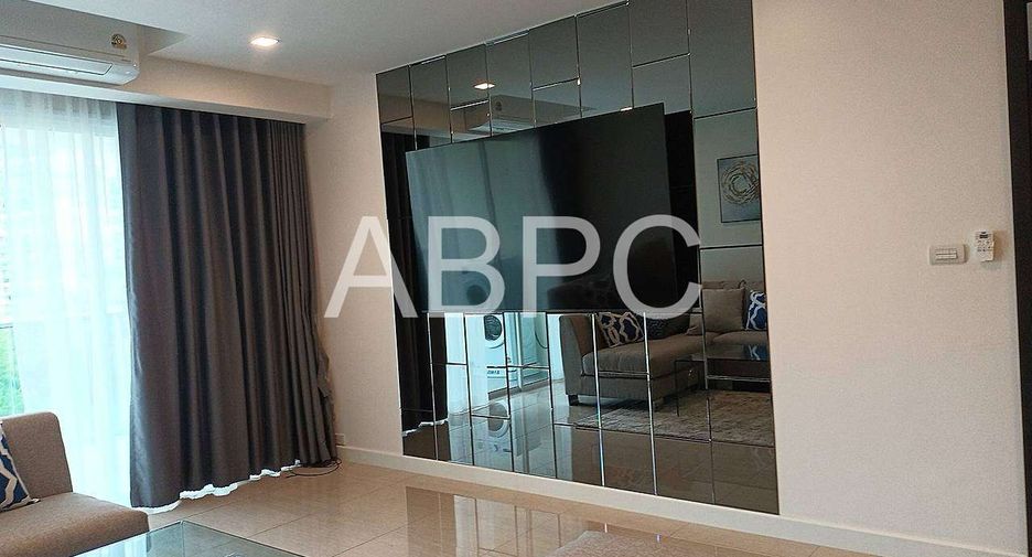For sale 2 ベッドルーム condo in Bang Lamung, Chonburi