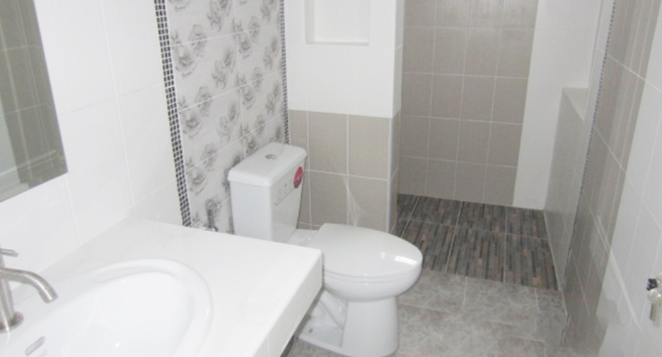 For sale 3 ベッドルーム house in Mueang Songkhla, Songkhla