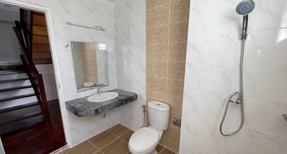 For sale 3 bedrooms house in Ban Chang, Rayong