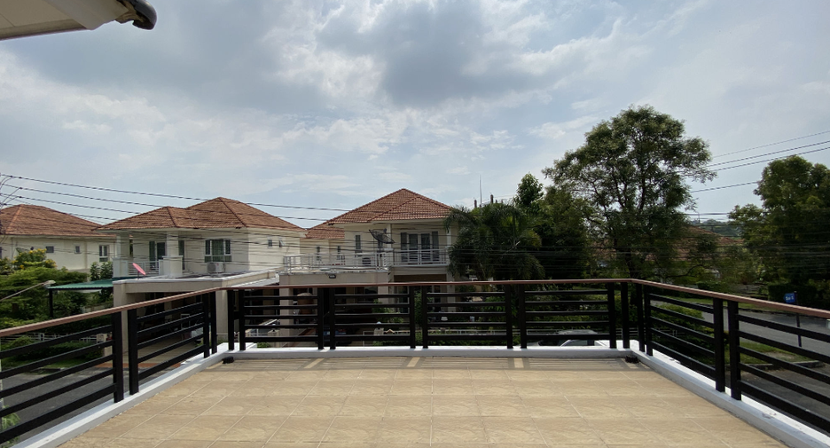 For sale 4 bedrooms house in Ban Chang, Rayong