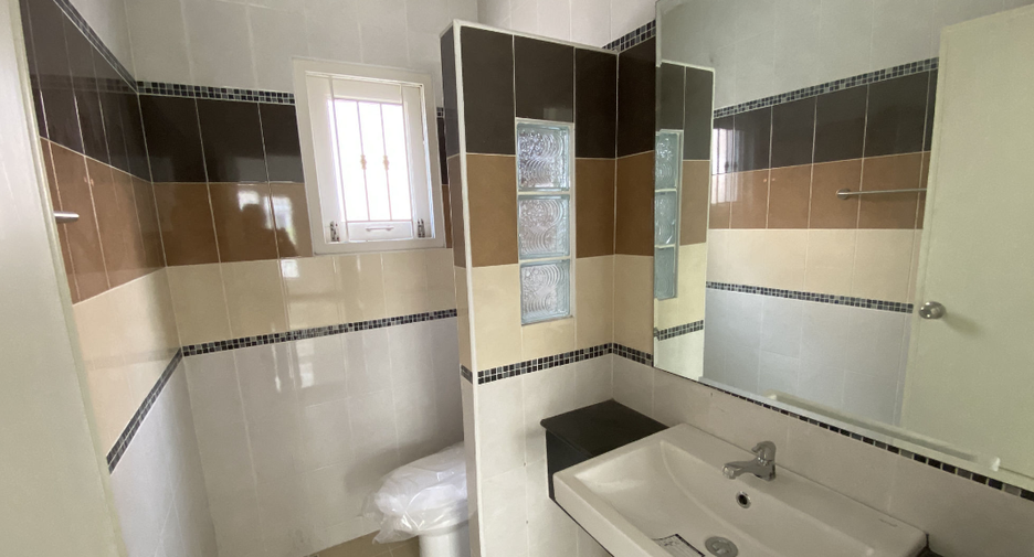 For sale 4 bedrooms house in Ban Chang, Rayong