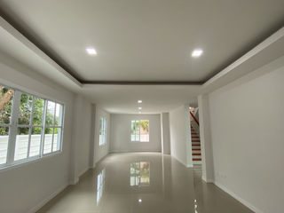 For sale 3 bedrooms house in Warin Chamrap, Ubon Ratchathani