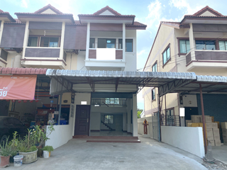 For sale 3 bedrooms retail Space in Mueang Chiang Mai, Chiang Mai