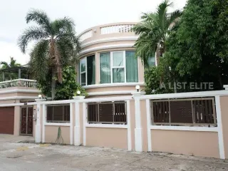 À louer 6 chambres maison à Bang Lamung, Chonburi
