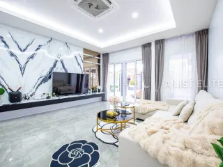 À louer 4 chambres maison à Bang Lamung, Chonburi