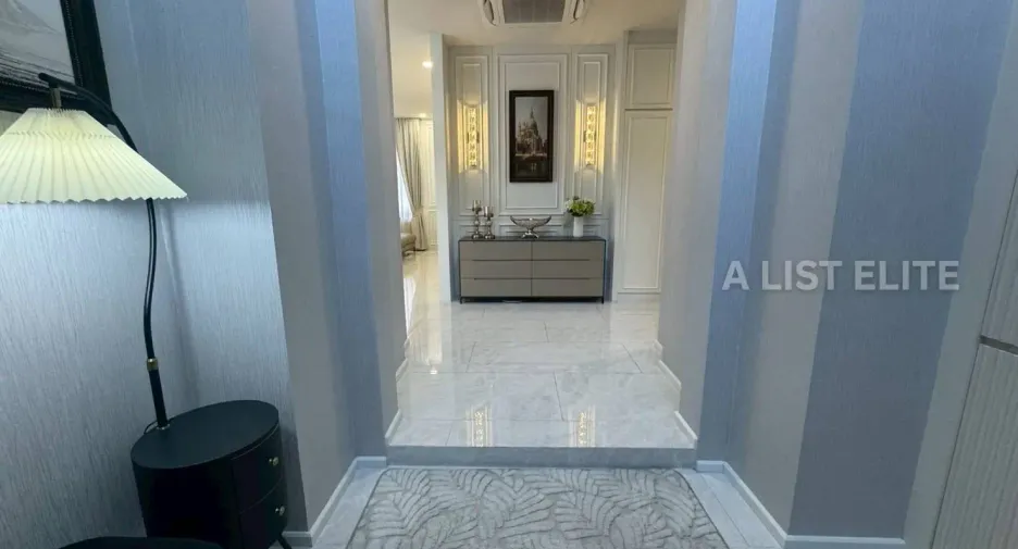 For rent 7 bedrooms house in Bang Lamung, Chonburi