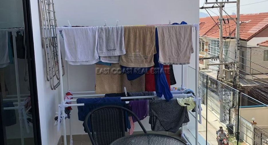 For sale 4 bedrooms house in Bang Lamung, Chonburi