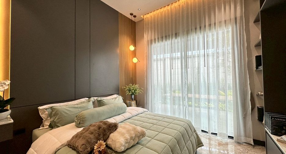 For sale 4 ベッドルーム house in Bang Lamung, Chonburi