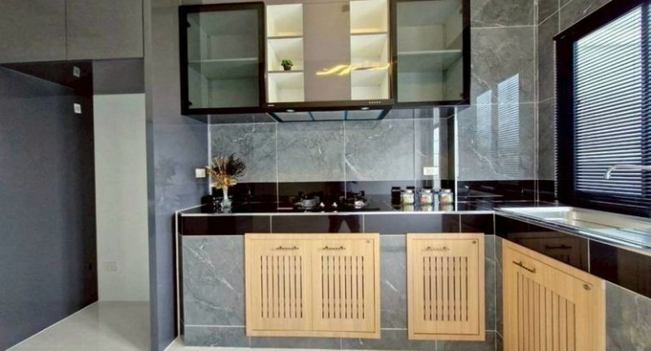 For sale 3 bedrooms house in Bang Lamung, Chonburi