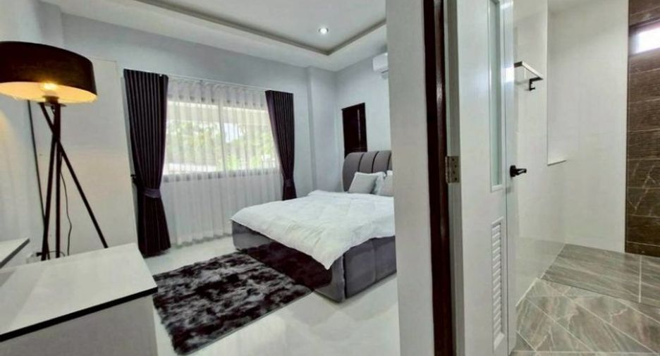 For sale 3 bedrooms house in Bang Lamung, Chonburi
