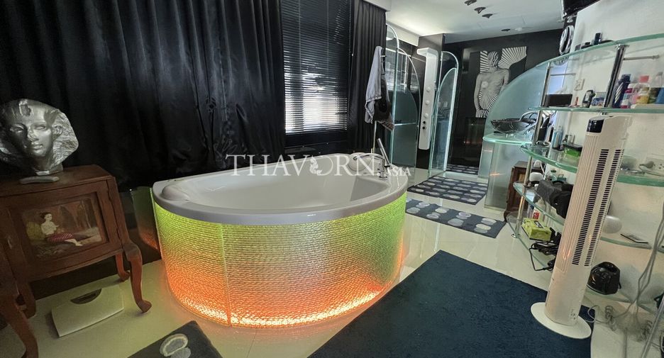 For sale 2 bedrooms condo in Bang Lamung, Chonburi