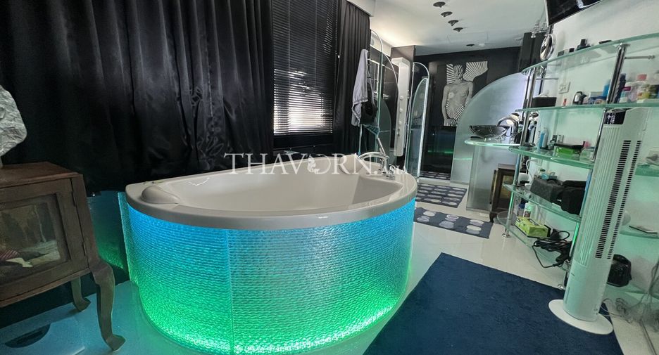 For sale 2 bedrooms condo in Bang Lamung, Chonburi
