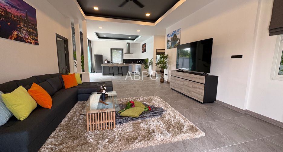 For sale 3 ベッドルーム house in Bang Lamung, Chonburi