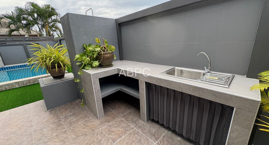 For sale 3 ベッドルーム house in Bang Lamung, Chonburi