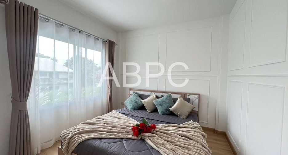 For sale 2 bedrooms townhouse in Jomtien, Pattaya