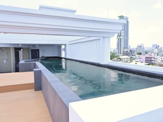 Casa en venta de 8 habitaciones en Phaya Thai, Bangkok