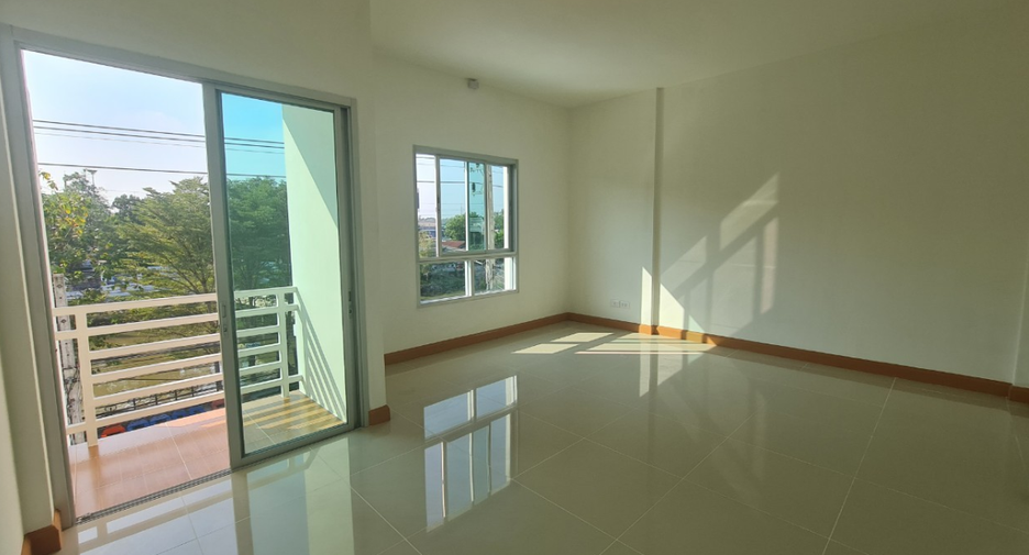 Продажа 3 спальни таунхаус в Khlong Luang, Патумтани