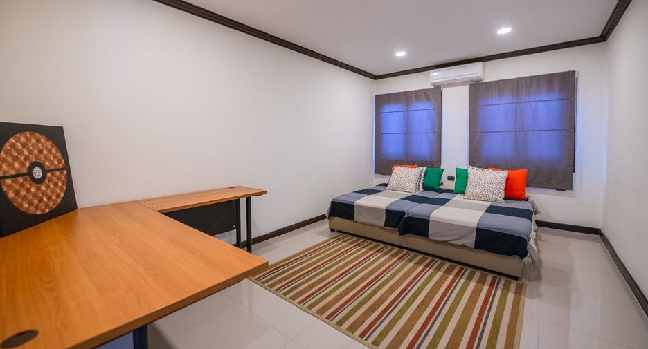 For sale 3 bedrooms house in Sattahip, Chonburi