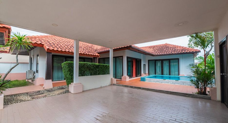For sale 3 bedrooms house in Sattahip, Chonburi