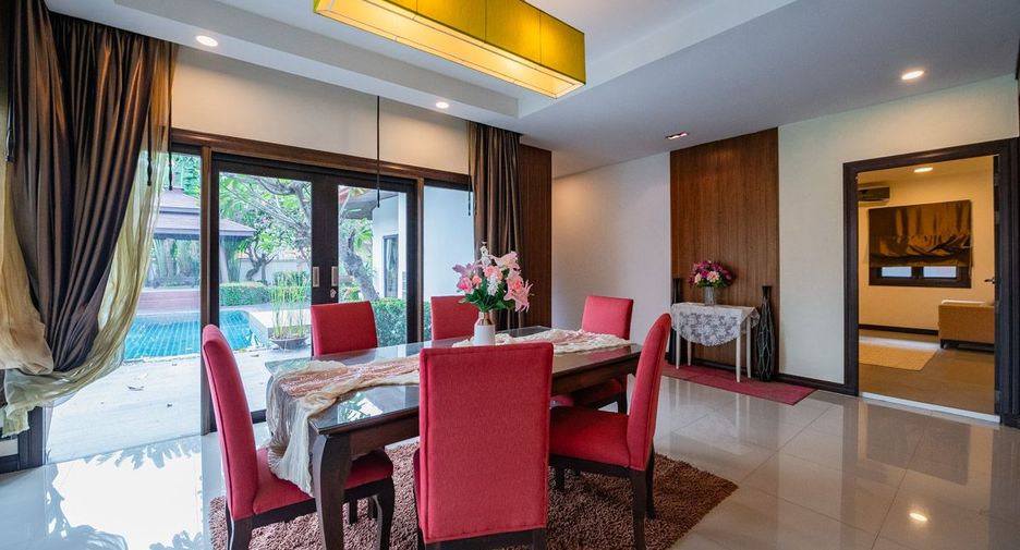 For sale 3 bedrooms house in Sattahip, Chonburi