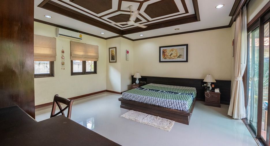 For sale 3 bedrooms house in Sattahip, Chonburi