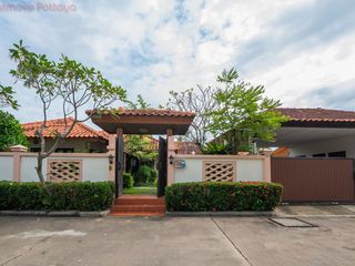 For sale 3 ベッドルーム house in Huay Yai, Pattaya
