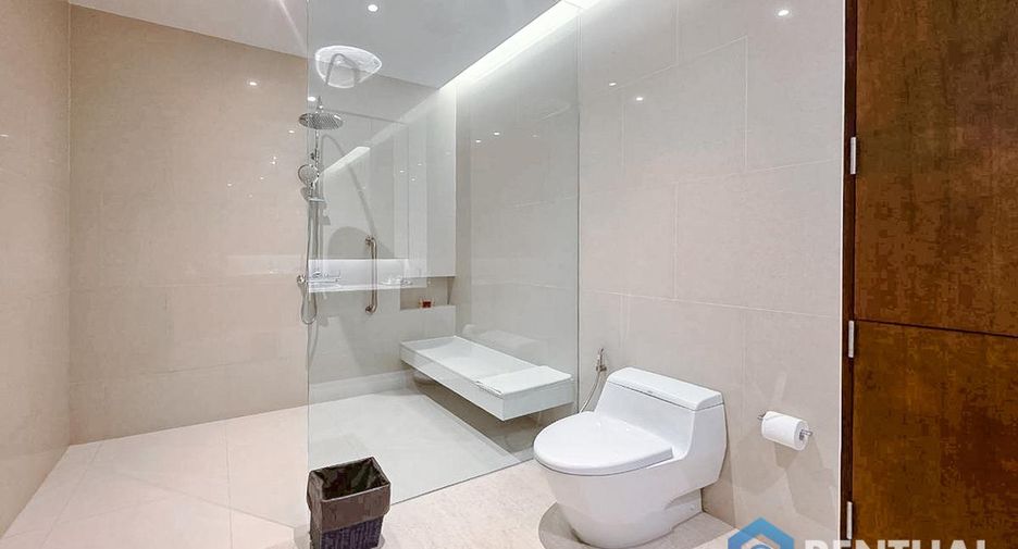 For rent and for sale 1 bed condo in Sattahip, Chonburi