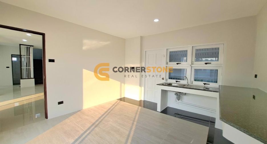 For sale 3 bedrooms house in Bang Lamung, Chonburi
