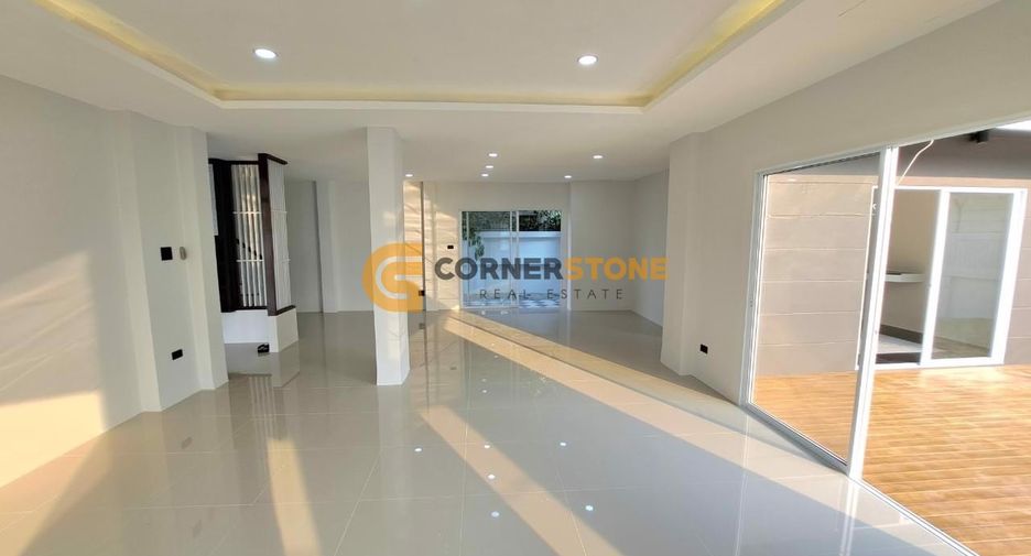 For sale 3 bedrooms house in Bang Lamung, Chonburi