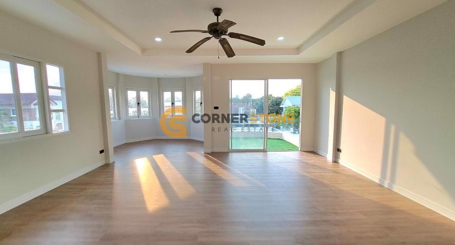 For sale 3 bedrooms house in Bang Lamung, Chonburi