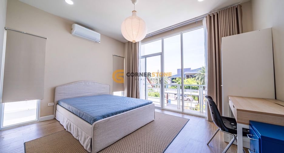 À vendre 4 chambres maison à East Pattaya, Pattaya