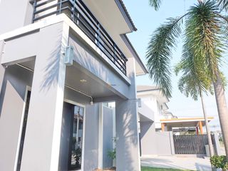 À louer et à vendre 3 chambres maison à Bang Lamung, Chonburi