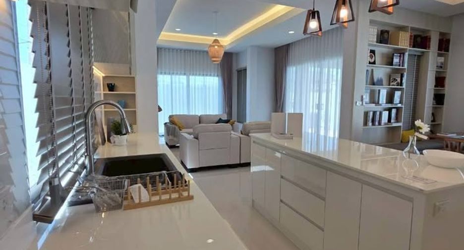 Casa en venta de 3 habitaciones en Bang Lamung, Chonburi