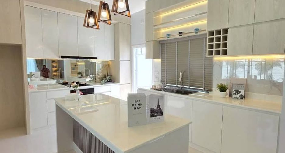 Casa en venta de 3 habitaciones en Bang Lamung, Chonburi