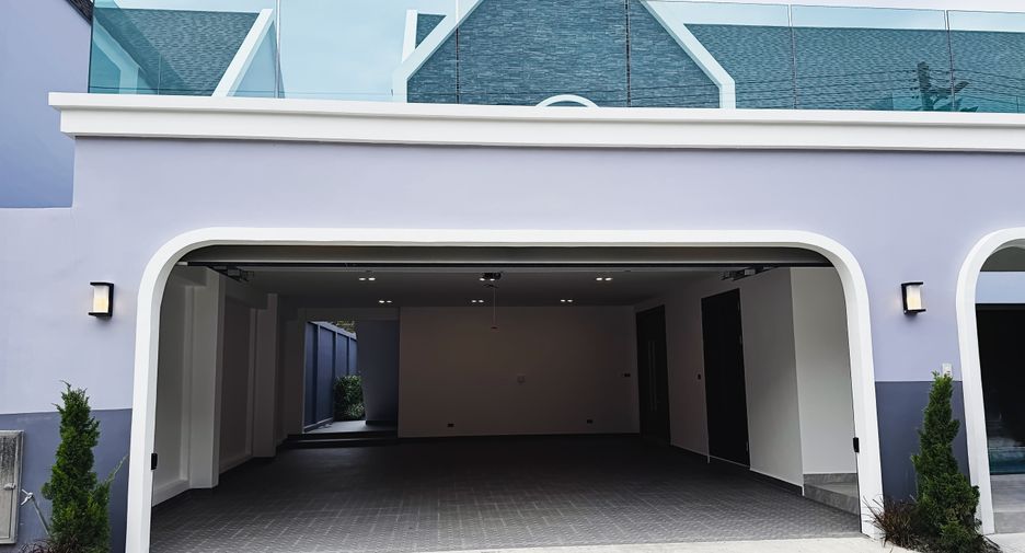 À vendre 4 chambres maison à Bang Lamung, Chonburi