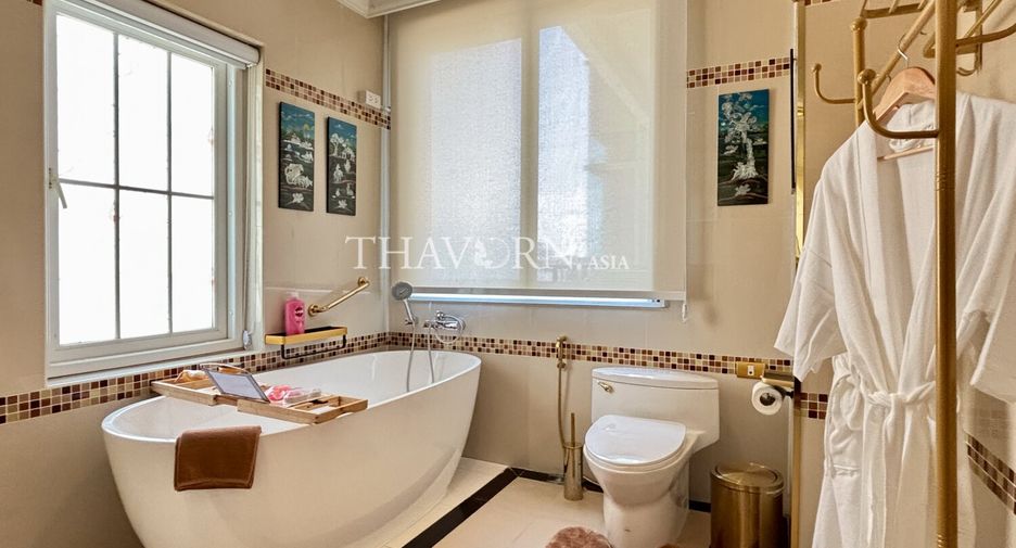 For sale 2 bedrooms condo in Bang Lamung, Chonburi